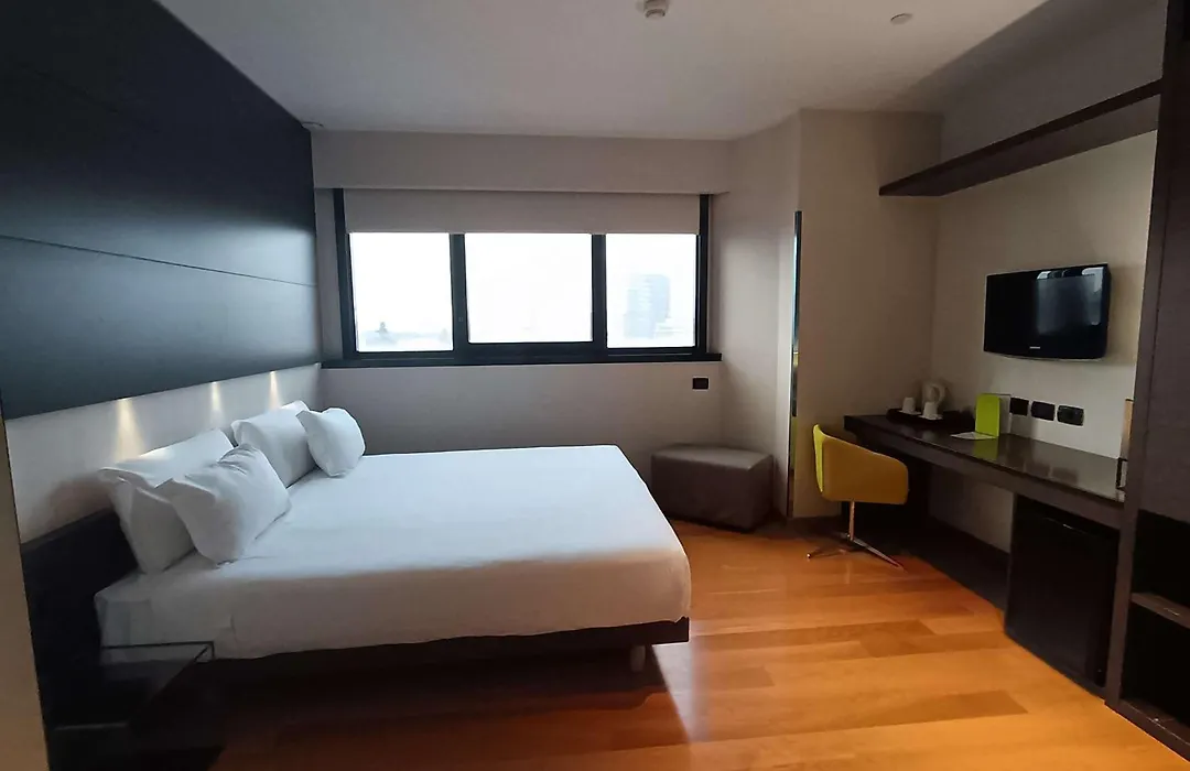 Best Western Plus The Hub Hotel-1